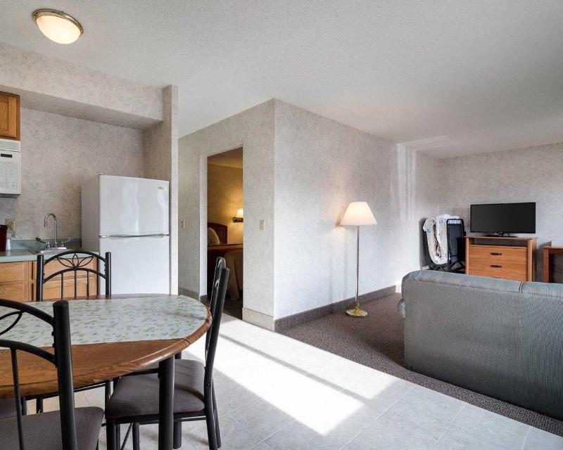 Econo Lodge Inn & Suites Farmington Canandaigua Kültér fotó